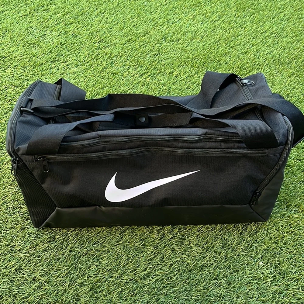 Nike Brasilia 9.5 Training Duffle Bag